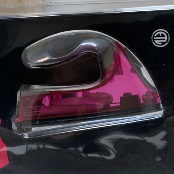 Mini Crafting Iron - Picture 2 of 6